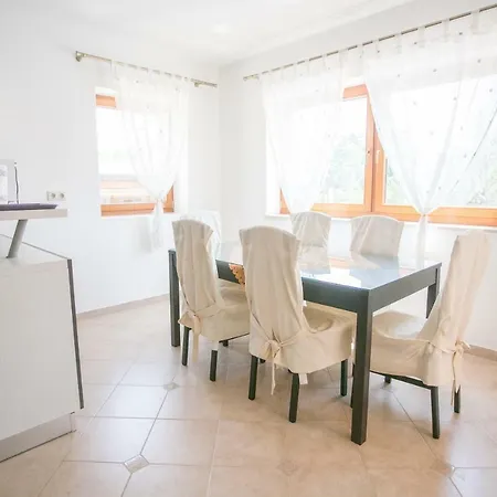 Villa Nevena *